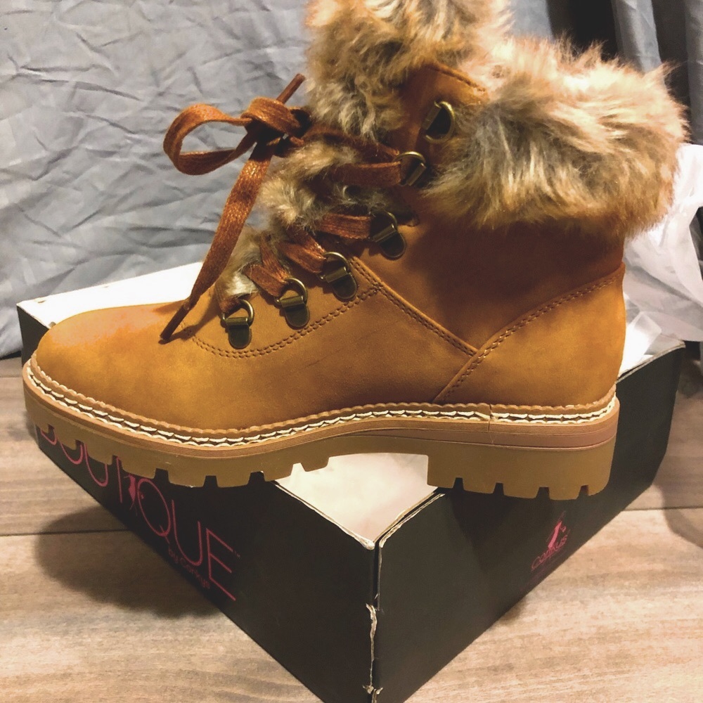 *New Ankle Boots | Woman’s size 6 (36)